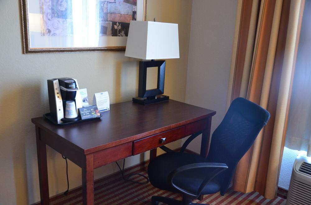 Holiday Inn Express Hotel & Suites Amarillo South By Ihg Εξωτερικό φωτογραφία