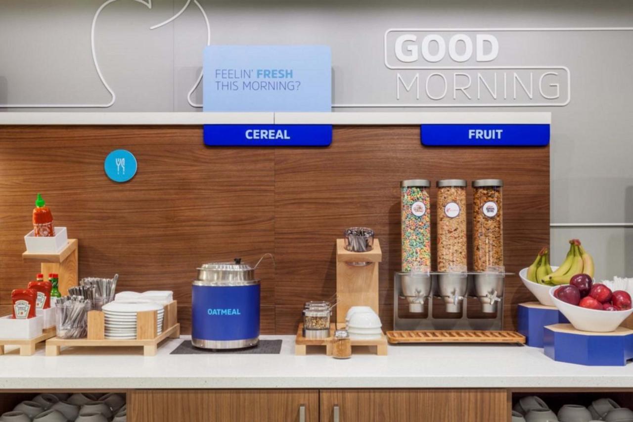 Holiday Inn Express Hotel & Suites Amarillo South By Ihg Εξωτερικό φωτογραφία