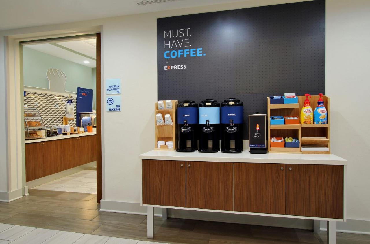 Holiday Inn Express Hotel & Suites Amarillo South By Ihg Εξωτερικό φωτογραφία